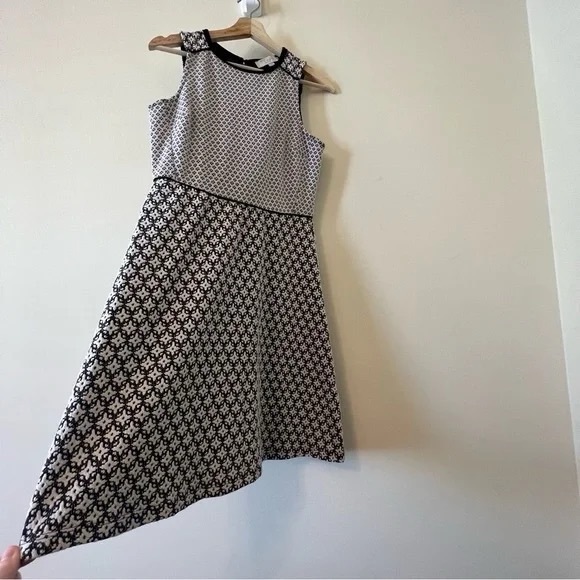 Loft Size 4 Sleeveless Knit Dress - Picture 4 of 6